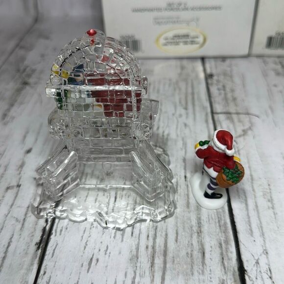 Department 56 Lot of 4 Village Accessories A Busy Elf Candy Cane Bench - Picture 7 of 11